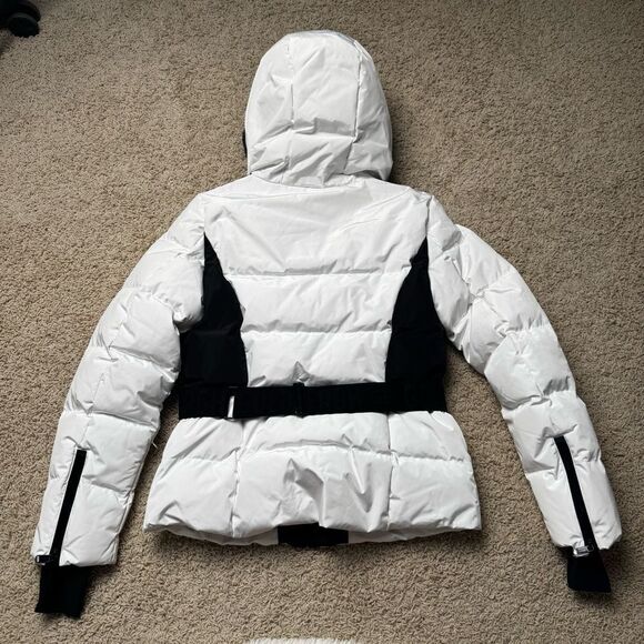 Goldbergh Lou Down Ski Jacket NWT white and black US 8 Waterproof - Picture 9 of 9